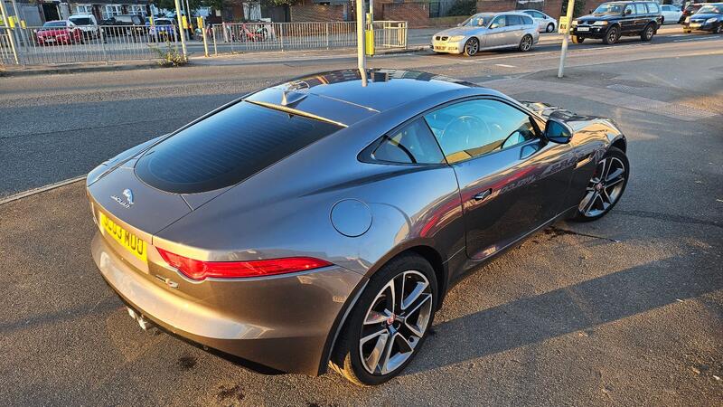 JAGUAR F-TYPE