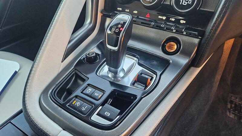 JAGUAR F-TYPE