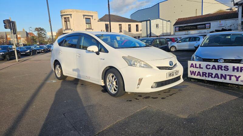 TOYOTA PRIUS+
