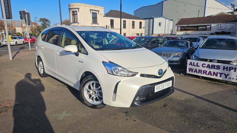 TOYOTA PRIUS+