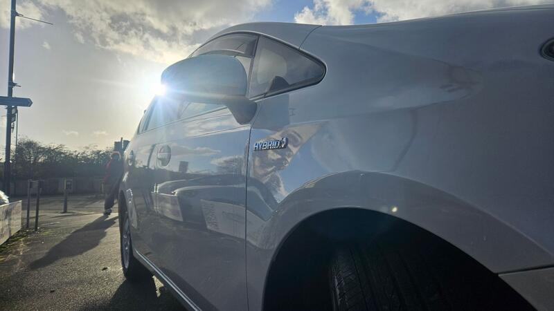 TOYOTA PRIUS+