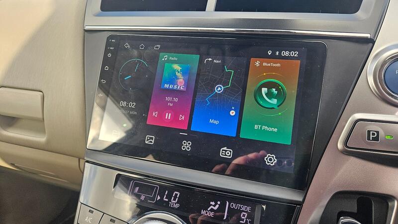 TOYOTA PRIUS+