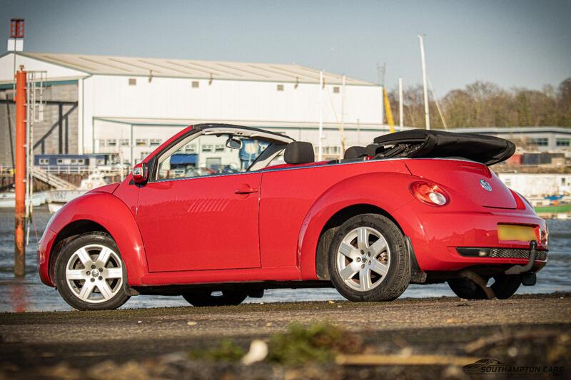 VOLKSWAGEN BEETLE