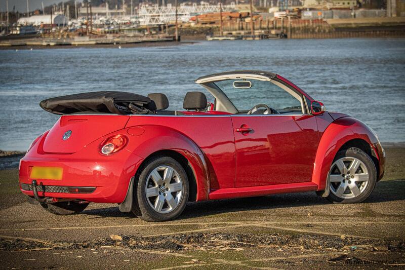VOLKSWAGEN BEETLE