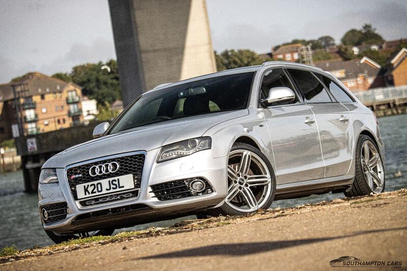 AUDI A4 AVANT