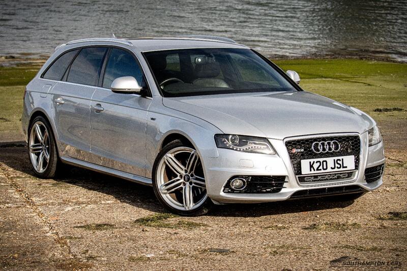 AUDI A4 AVANT